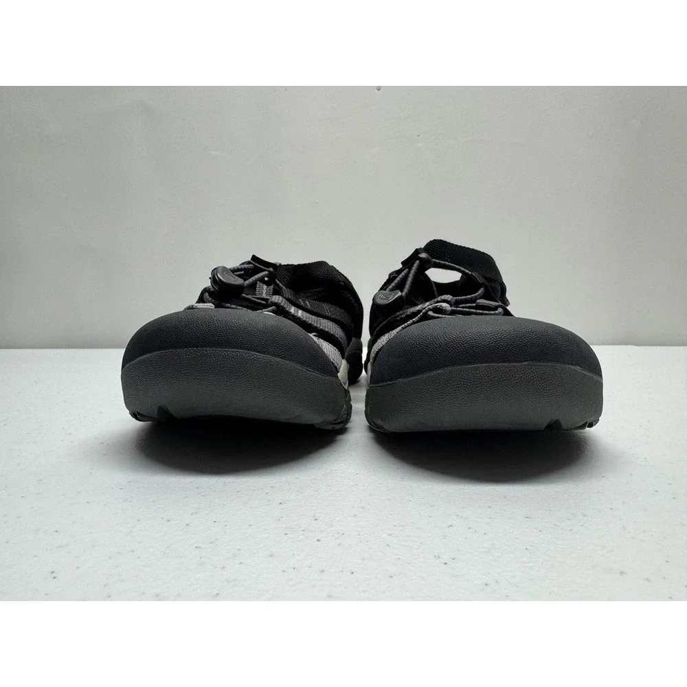 Keen Newport H2 Sandals Mens 6 Black Gray Hiking Water Shoes